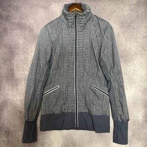 Lululemon Run Hustle Jacket‎ Women 8 Gray Plaid Hooded Windbreaker Thumbholes